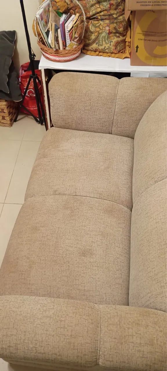 Vendo sofá 2 lugares com 2 almofadas  - Foto 4