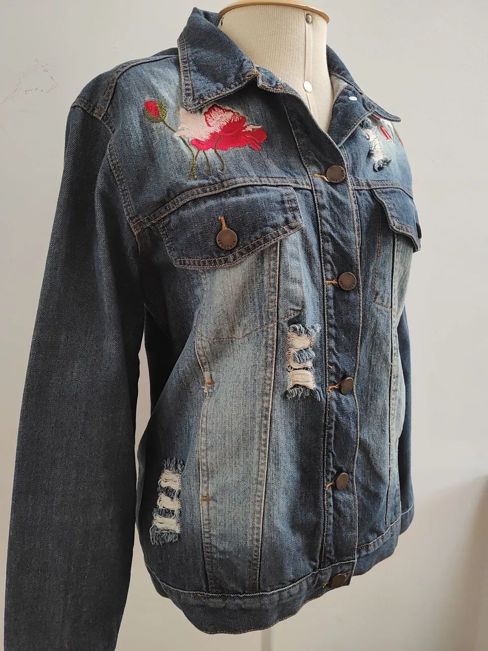 Jaqueta Jeans Bordada Spezzato - Foto 5