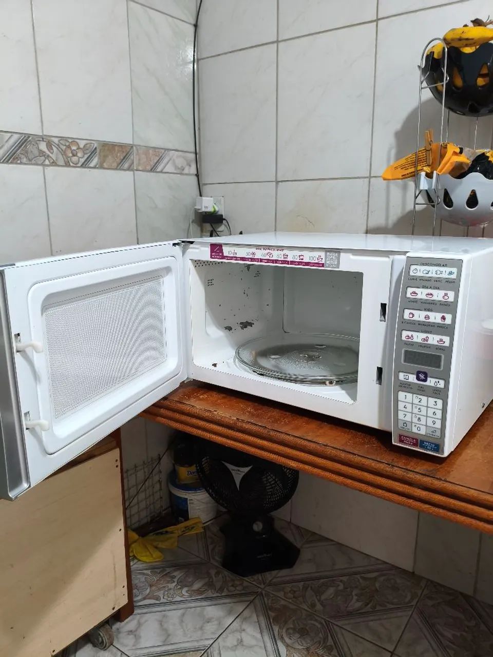 Micro-ondas Electrolux 34L - Funcionando Perfeitamente - Ótimo Estado - Foto 5