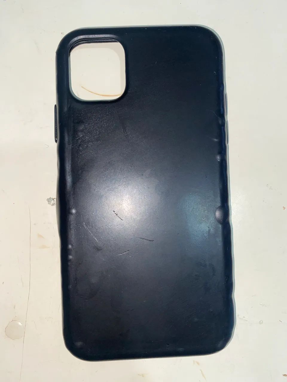 Capinha iPhone 11 preto liso