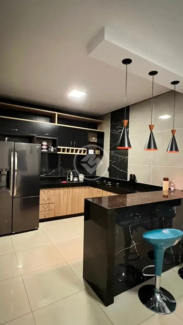 CASA DE ESQUINA COM PONTO COMERCIAL  CENTRO DE GUAPÓ codigo: 283564 - Foto 3