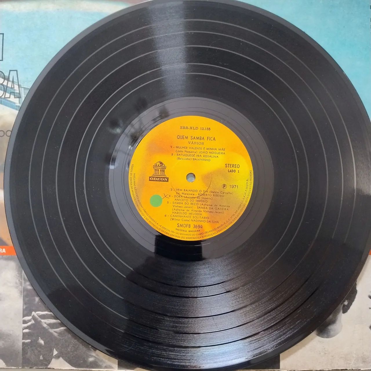 Quem samba fica 1974 - Foto 5