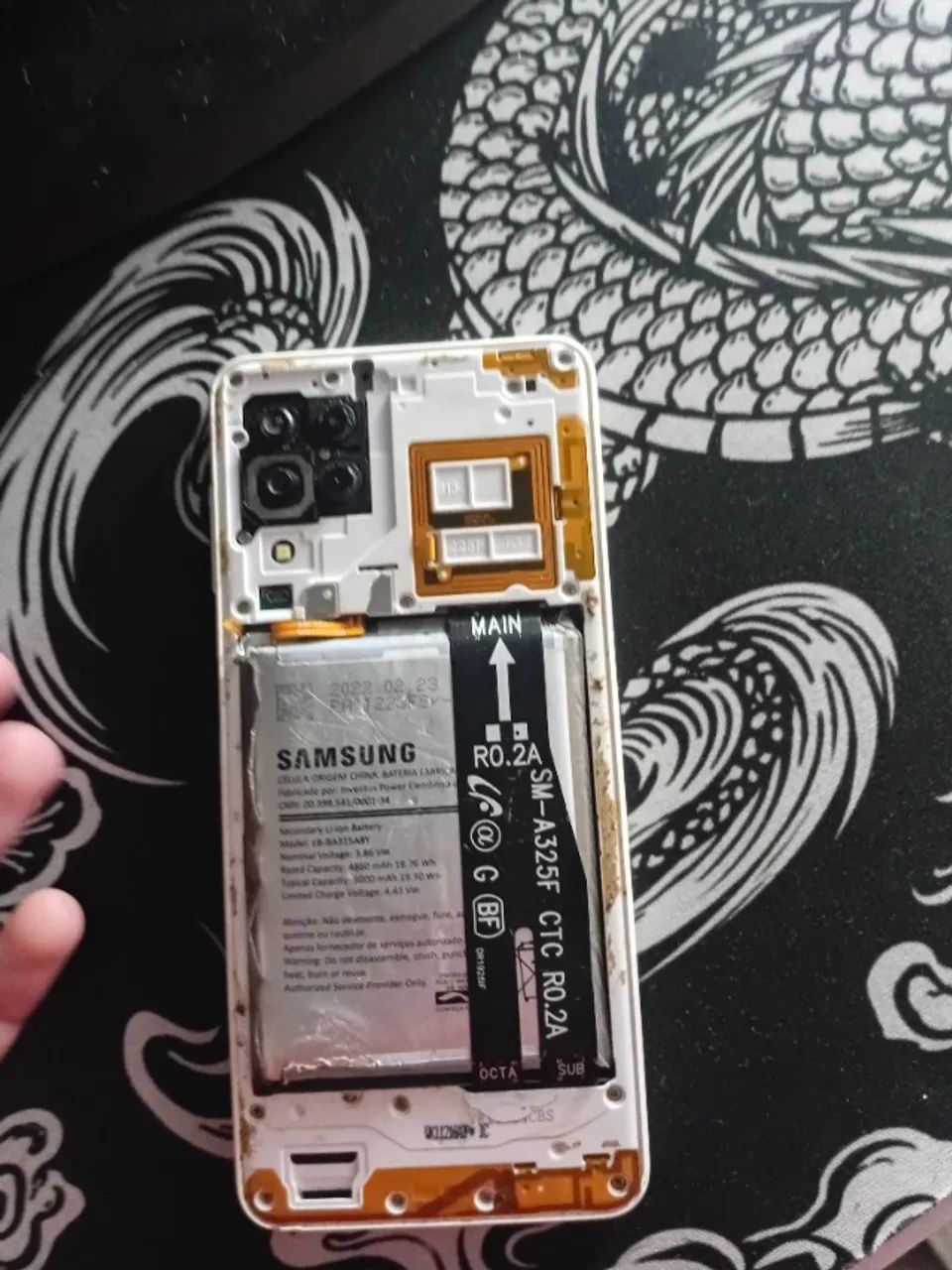 celular Samsung A32 para peças, e,Não liga  - Foto 2