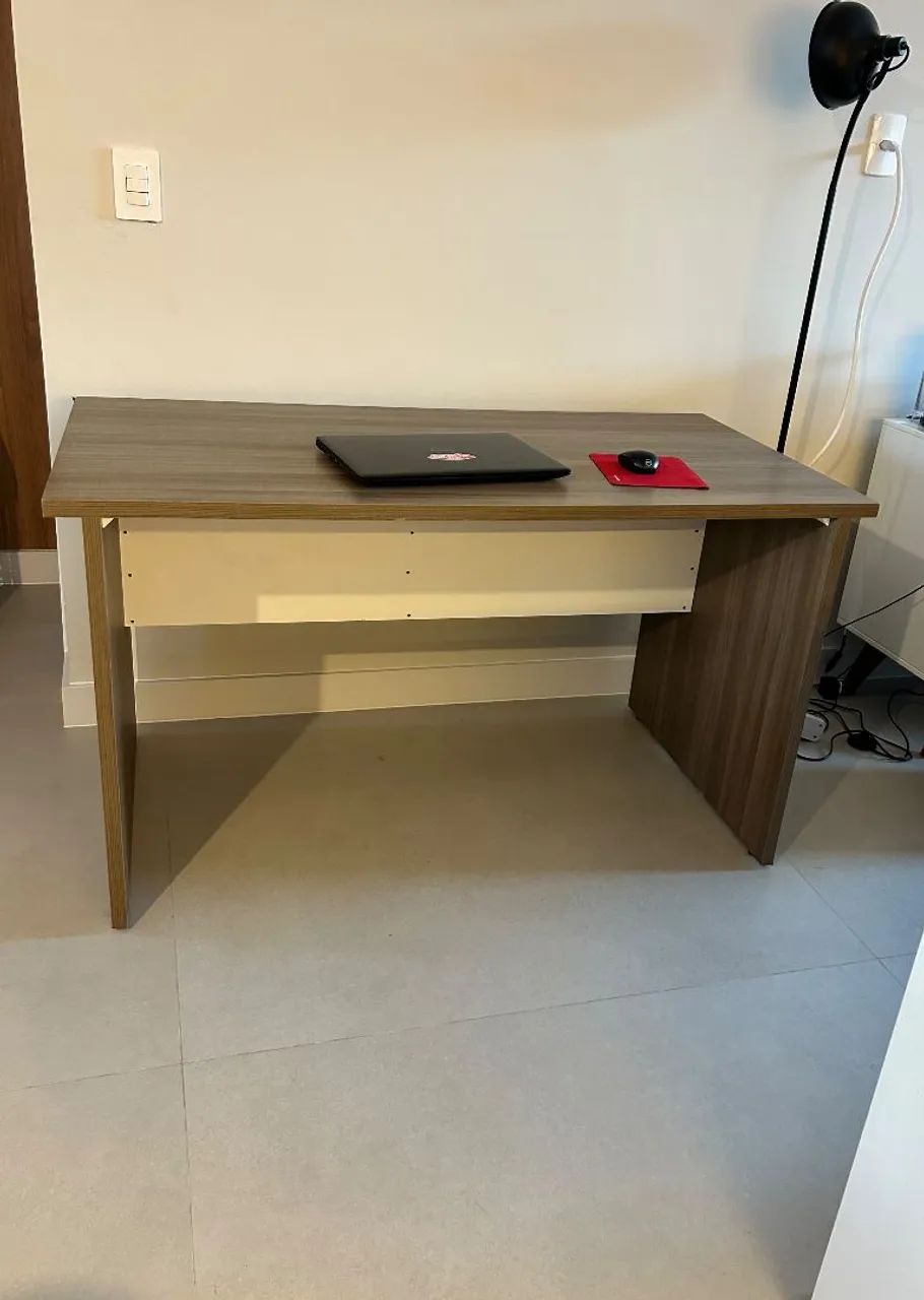 Mesa de trabalho/escrivaninha - Foto 2