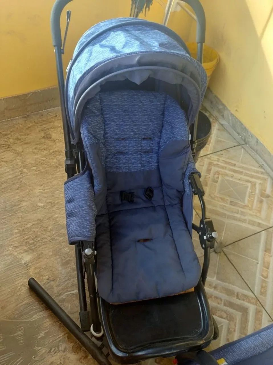 Bebê conforto e carrinho de bebê  - Foto 2