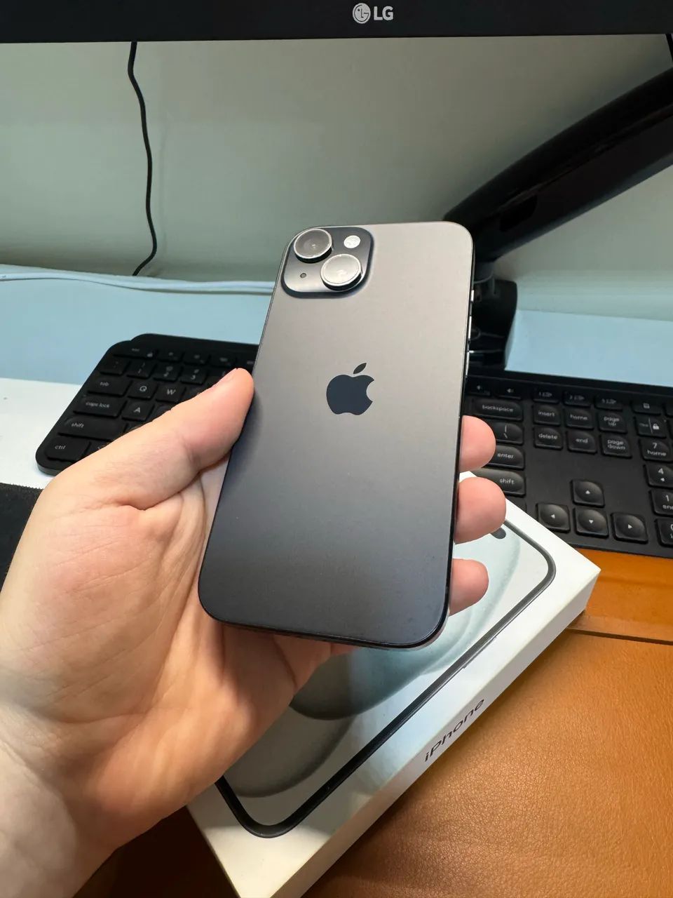 iPhone 15 256gb Black - Muito Novo - Celulares e Smartphones