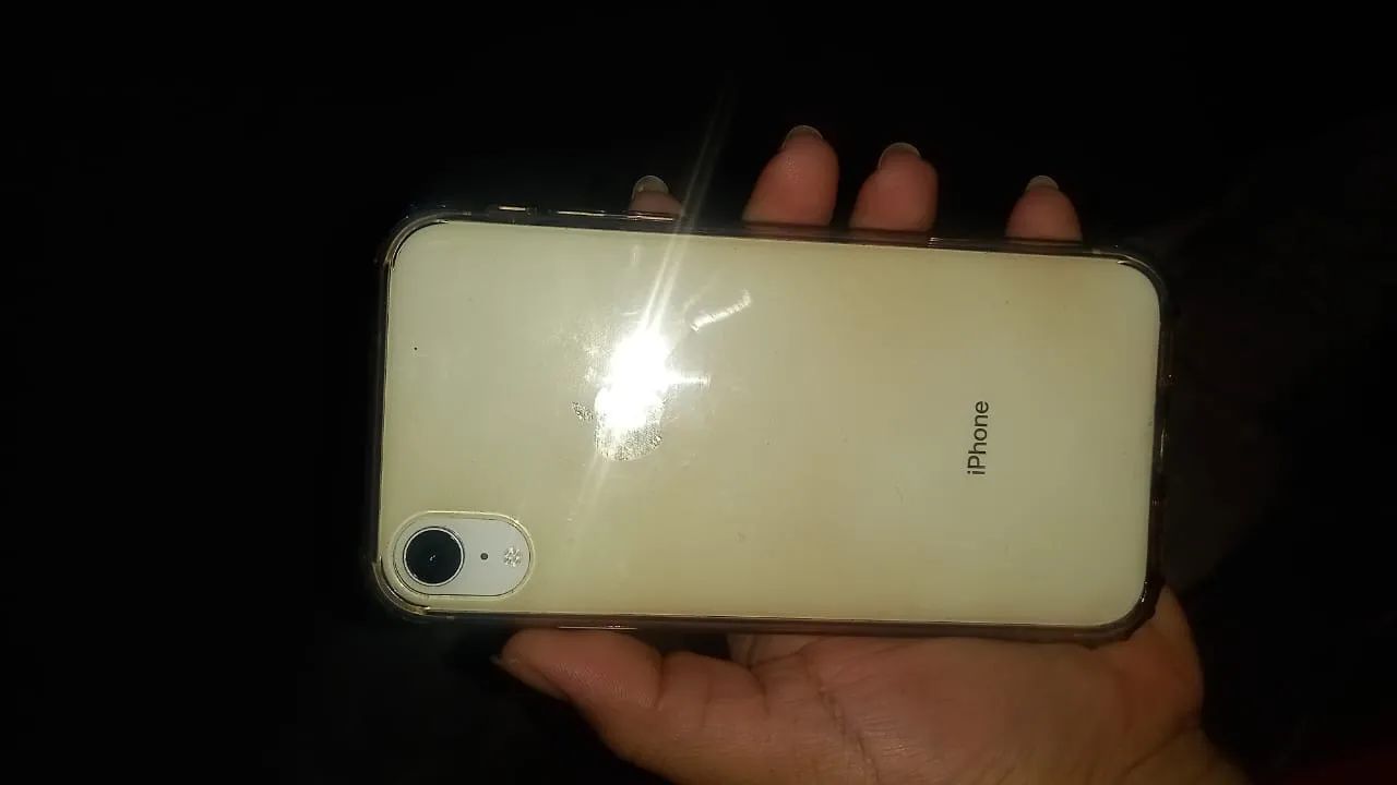 Vendo IPhone XR  - Foto 2