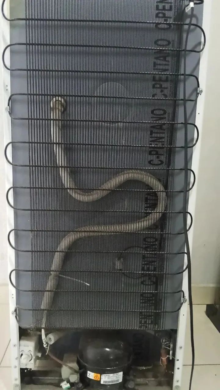 Vendo freezer Electrolux  - Foto 4