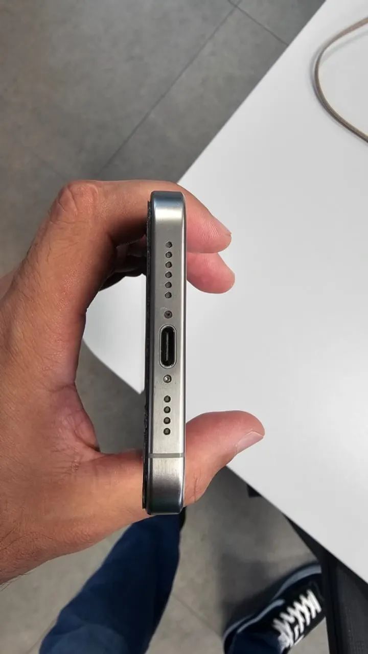 iPhone 15 Pro Max 256GB Titânio Natural - Foto 4