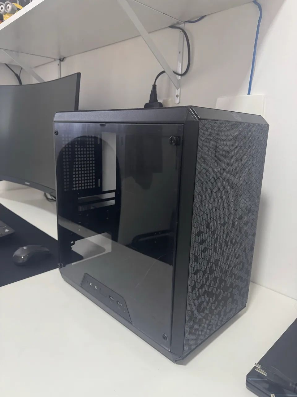 Gabinete gamer Cooler Master - Foto 4