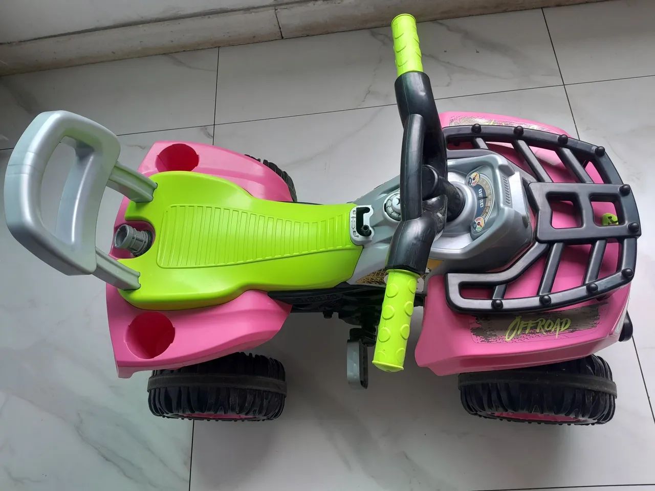 Vendo quadriciclo infantil, ele é bem grande - Foto 5