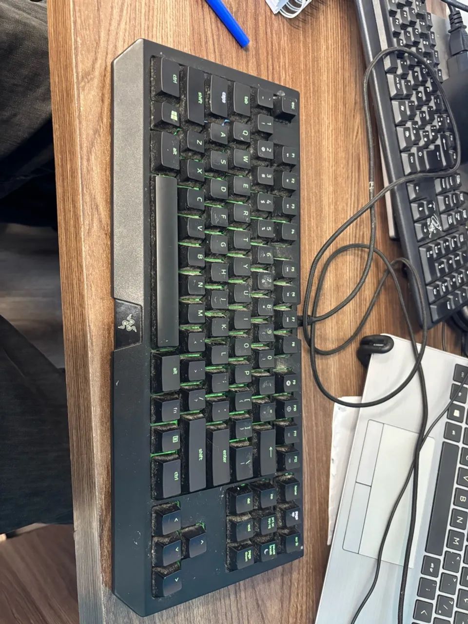 TECLADO RAZER BLACKWIDOW TE CHROMA V2  - Foto 2