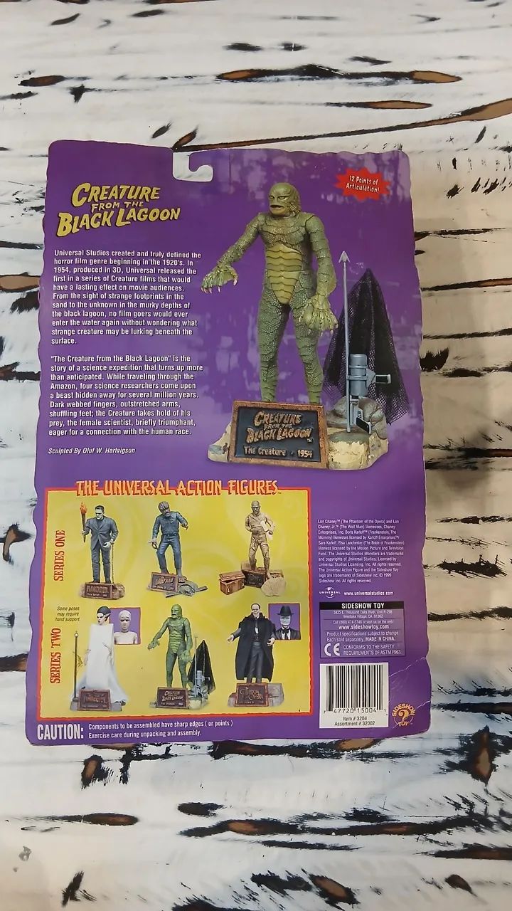 Action Figure do Monstro da Lagoa Negra.  Da Universal Studios  - Foto 2