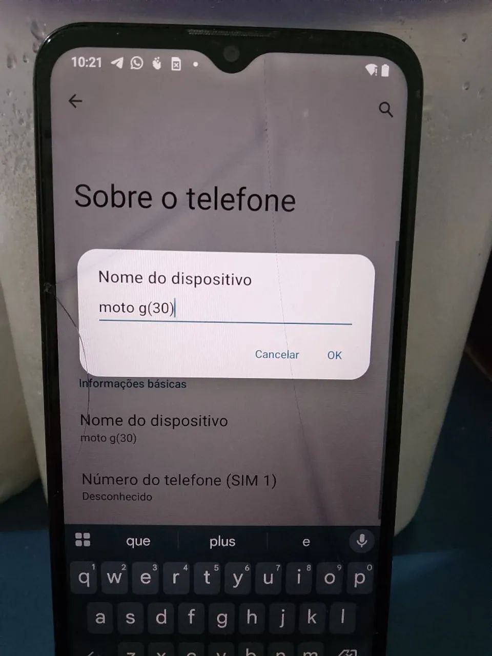 Moto g30 ,com alguns trincos na tela, funcionando 