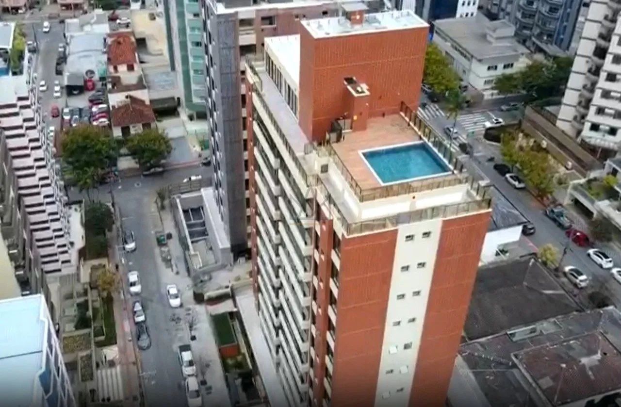Apartamento 4 suítes Centro de Florianópolis