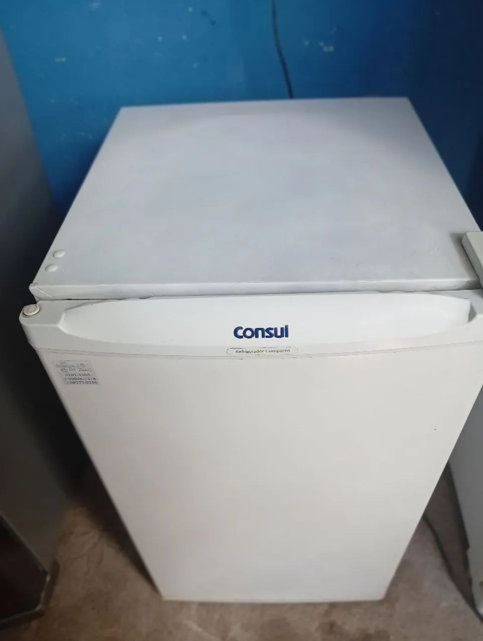 frigobar Consul 117 litros funcionando perfeitamente