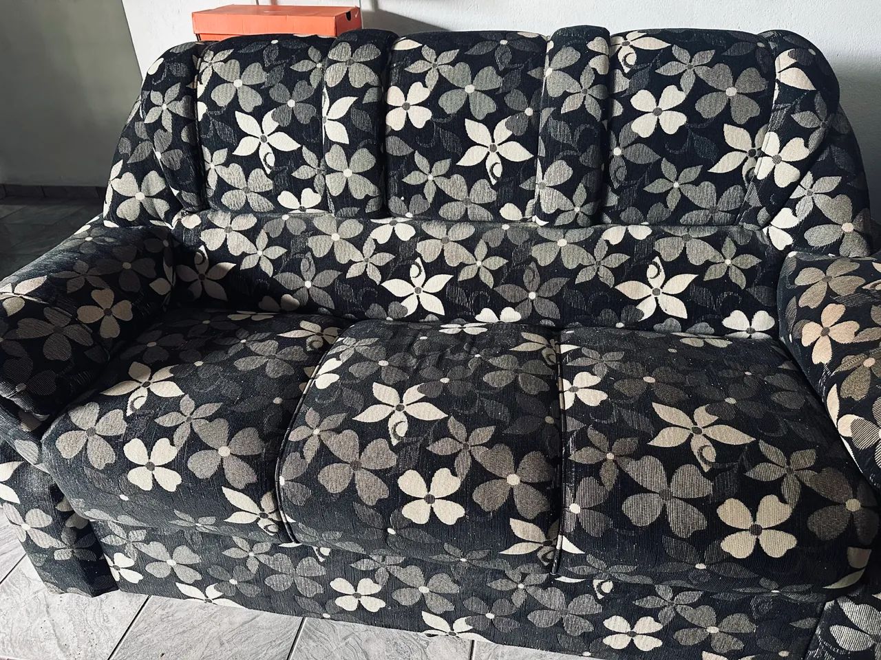 sofá 2 e 3 lugares florado - Foto 2