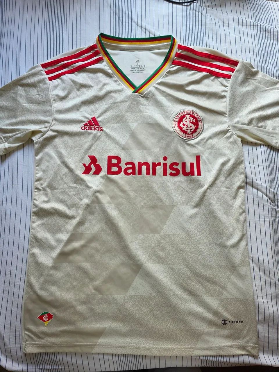 Camisa Internacional de Porto Alegre - ano 22 - Tam P - Roupas