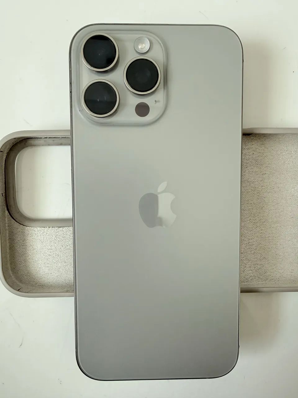 Vendo iphone 16 pro Max  - Foto 2