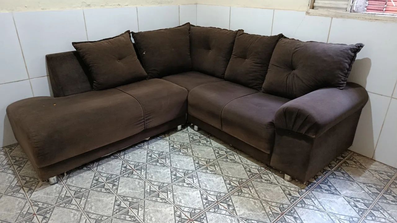 Sofá em L