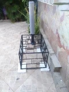 Lixeira de ferro pesado impecável, 170,