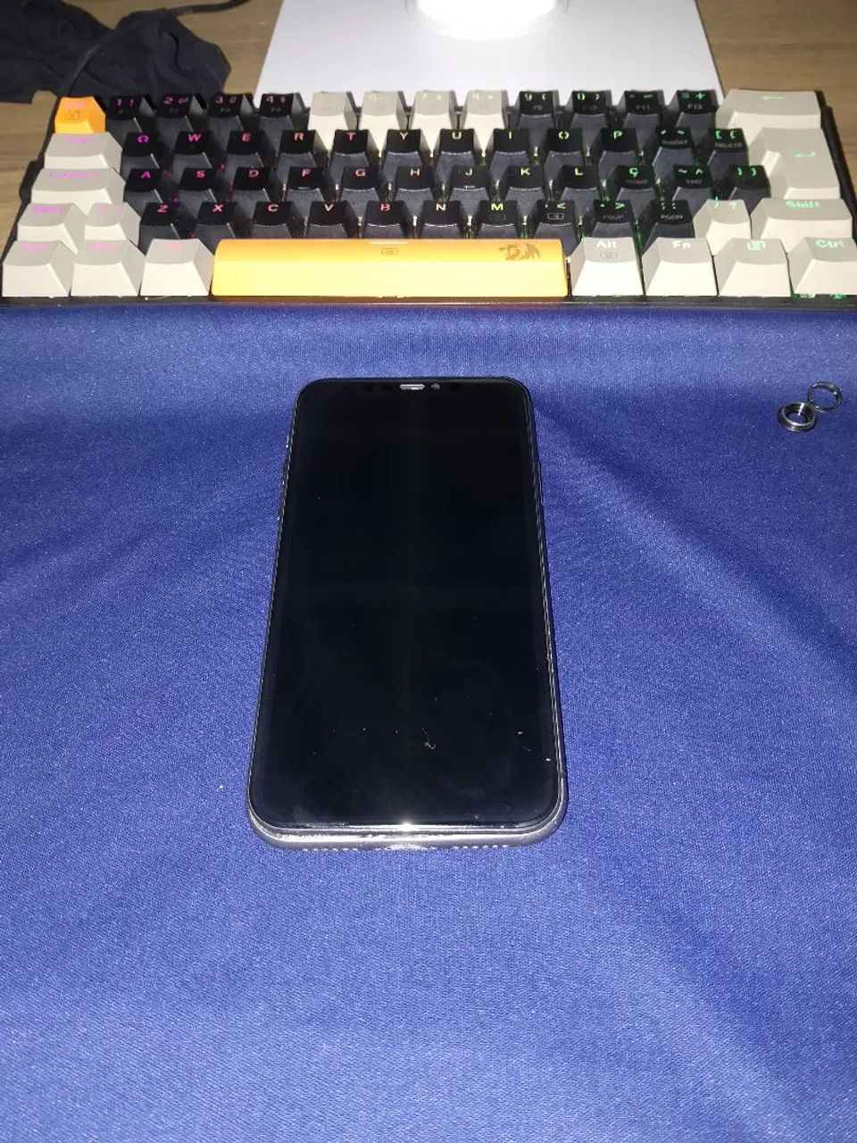 IPHONE 11 (APROVEITAR PEÇAS)