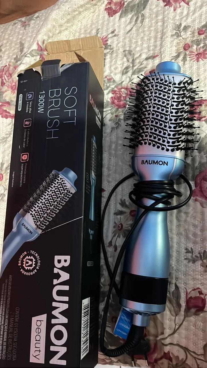 Vende-se escova de cabelo 