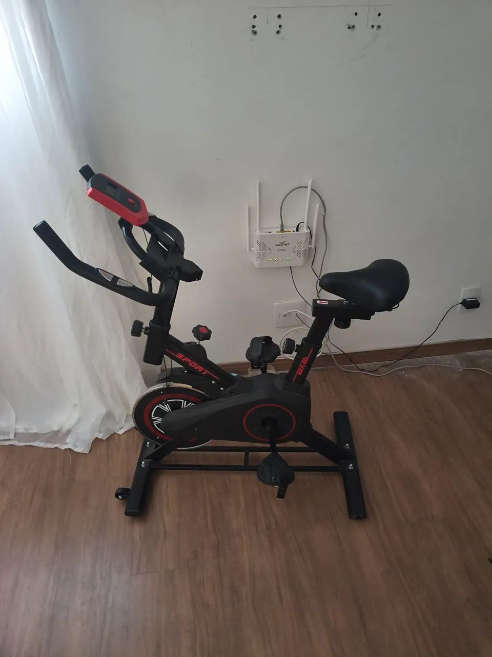 BICICLETA ERGOMÉTRICA  POUCO USASA