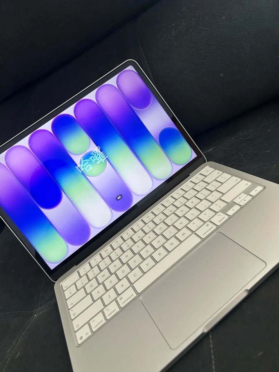 MacBook Neo 256 G Silver  - Foto 4
