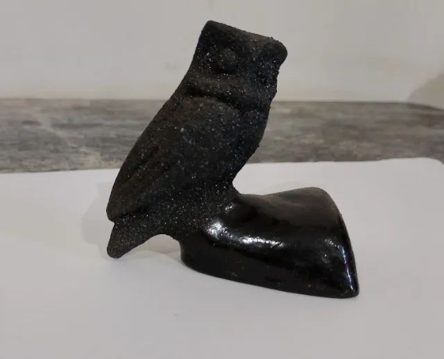 Kit Exclusivo: Miniaturas Decorativas em Pedra Negra (2 Elefantes e 1 Coruja). - Foto 5