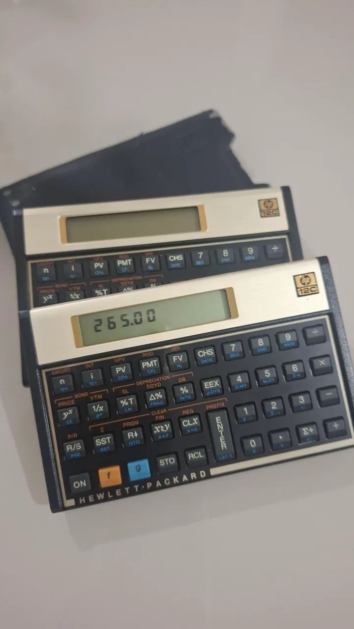 Duas Calculadoras Financeiras HP12C Gold