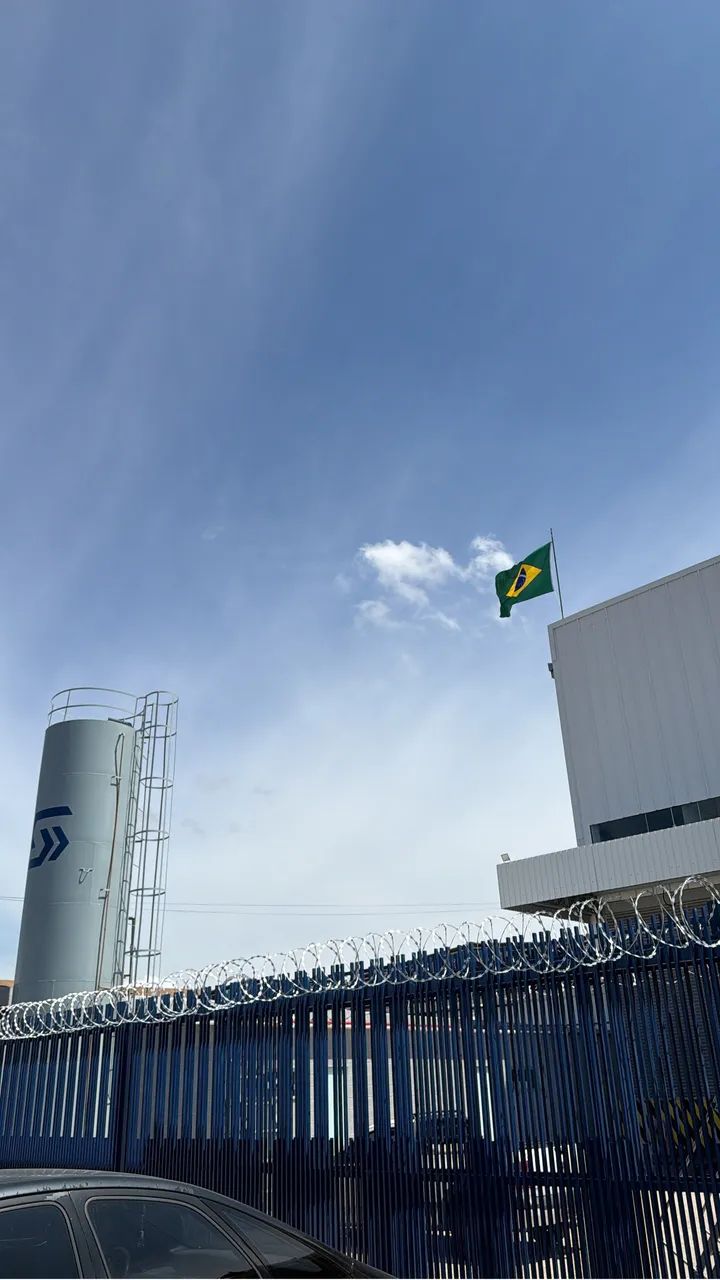 CONTRATA-SE AJUDANTE  - Foto 4
