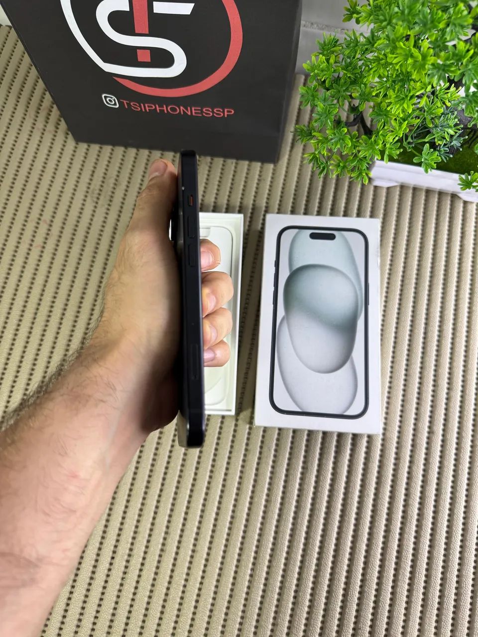 Iphone 15 128GB bateria 88% - Foto 2