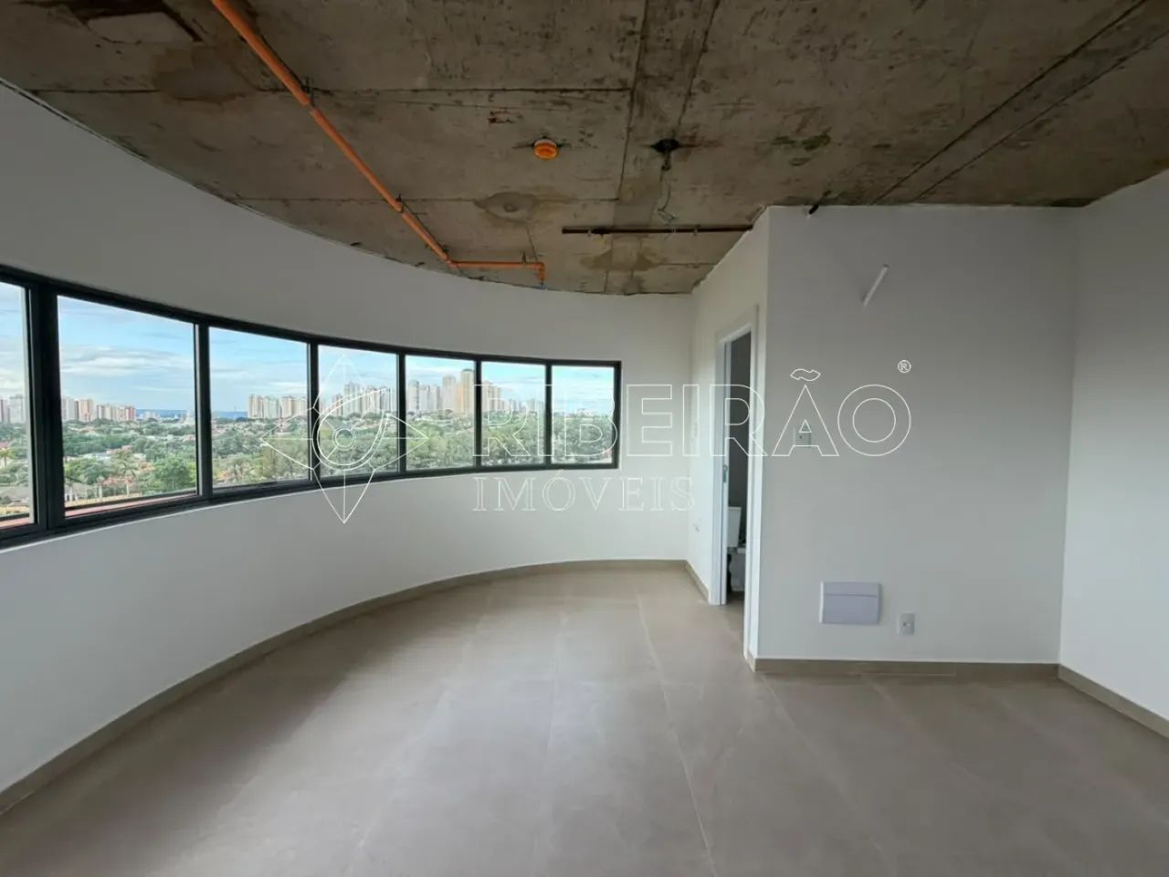 Sala comercial no edifício VOX com 27m² para locação ao lado Unimed - Foto 4