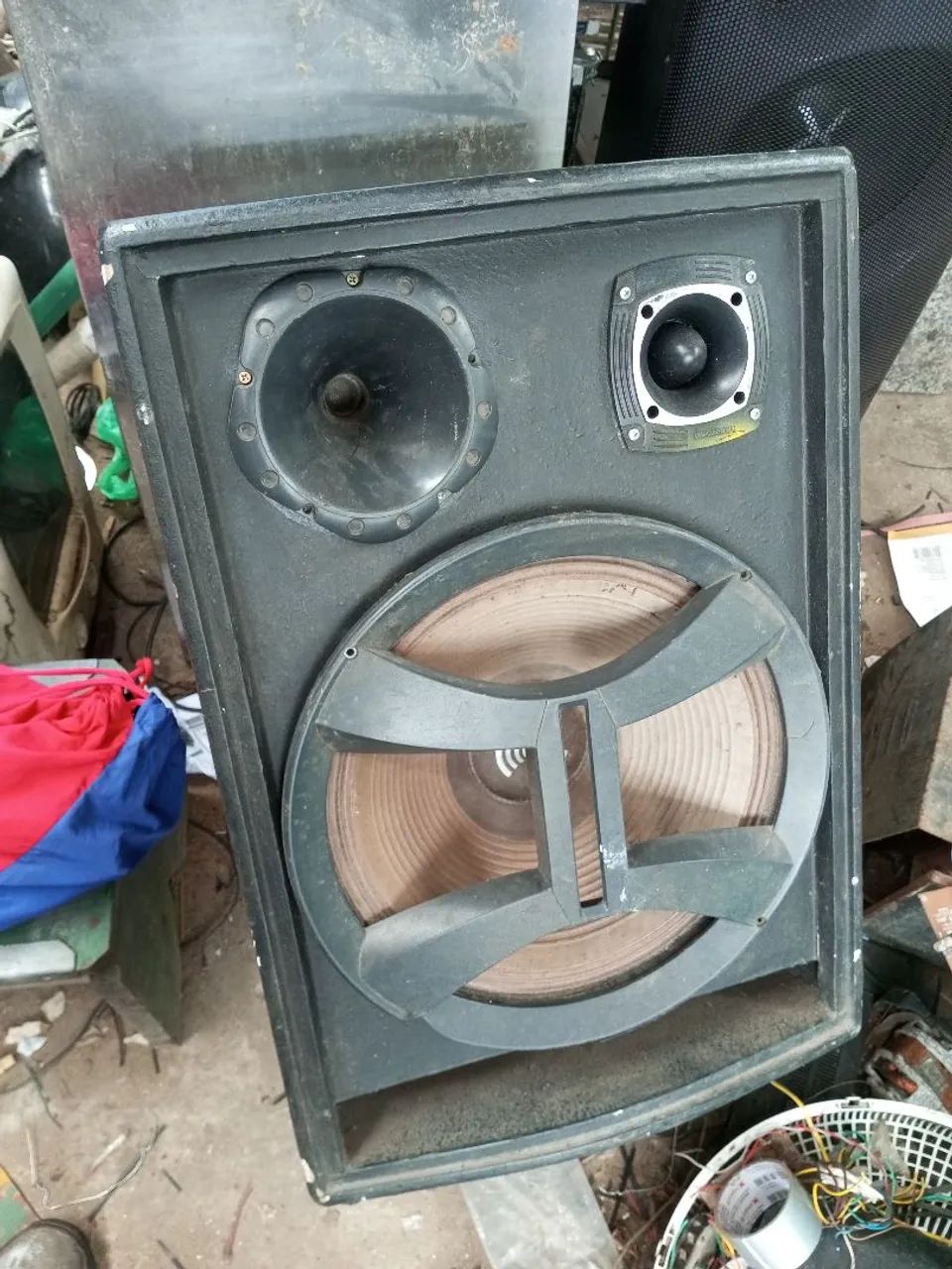  VENDO CAIXA SOM
