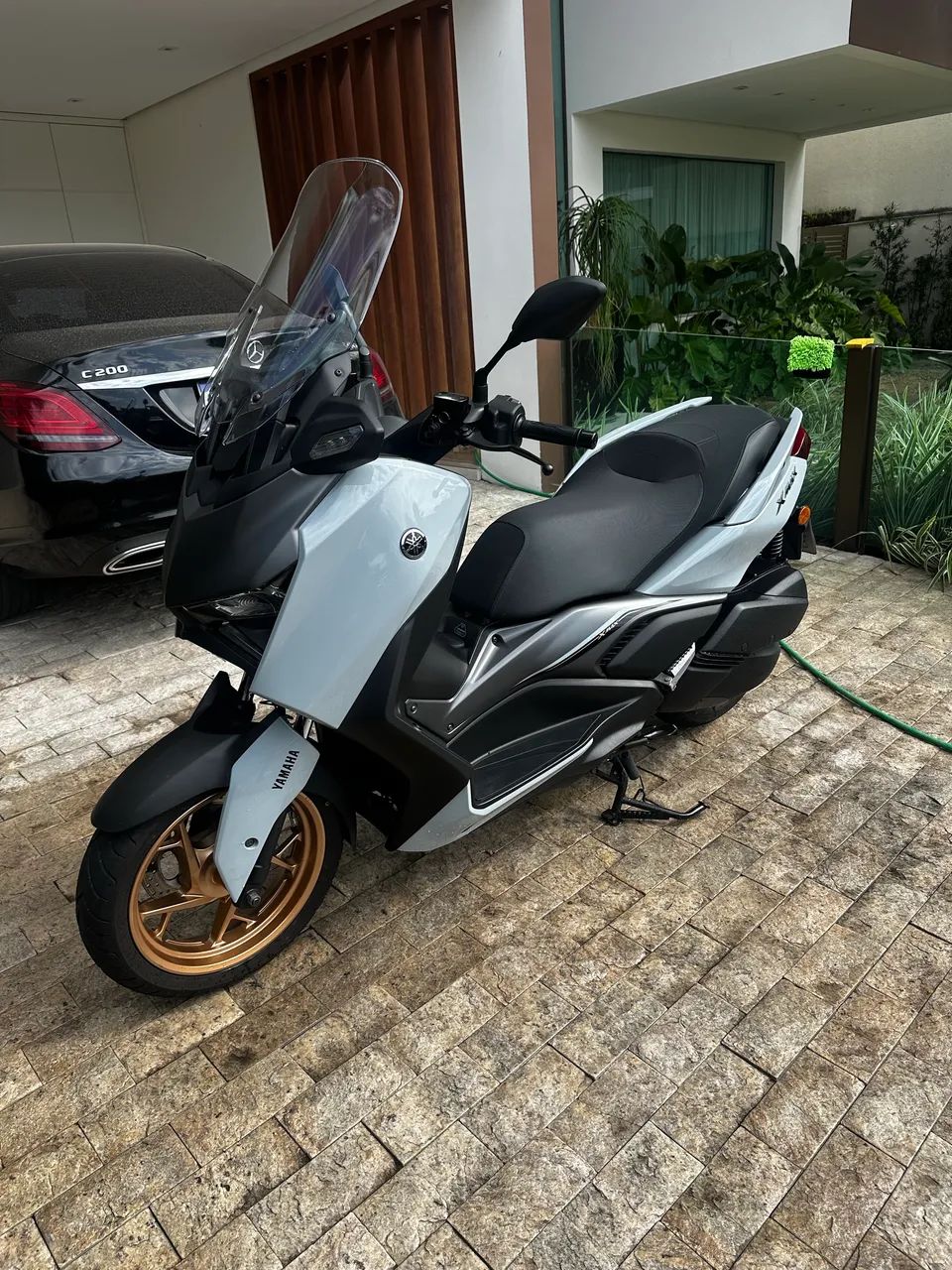 Xmax 300 connect 2026