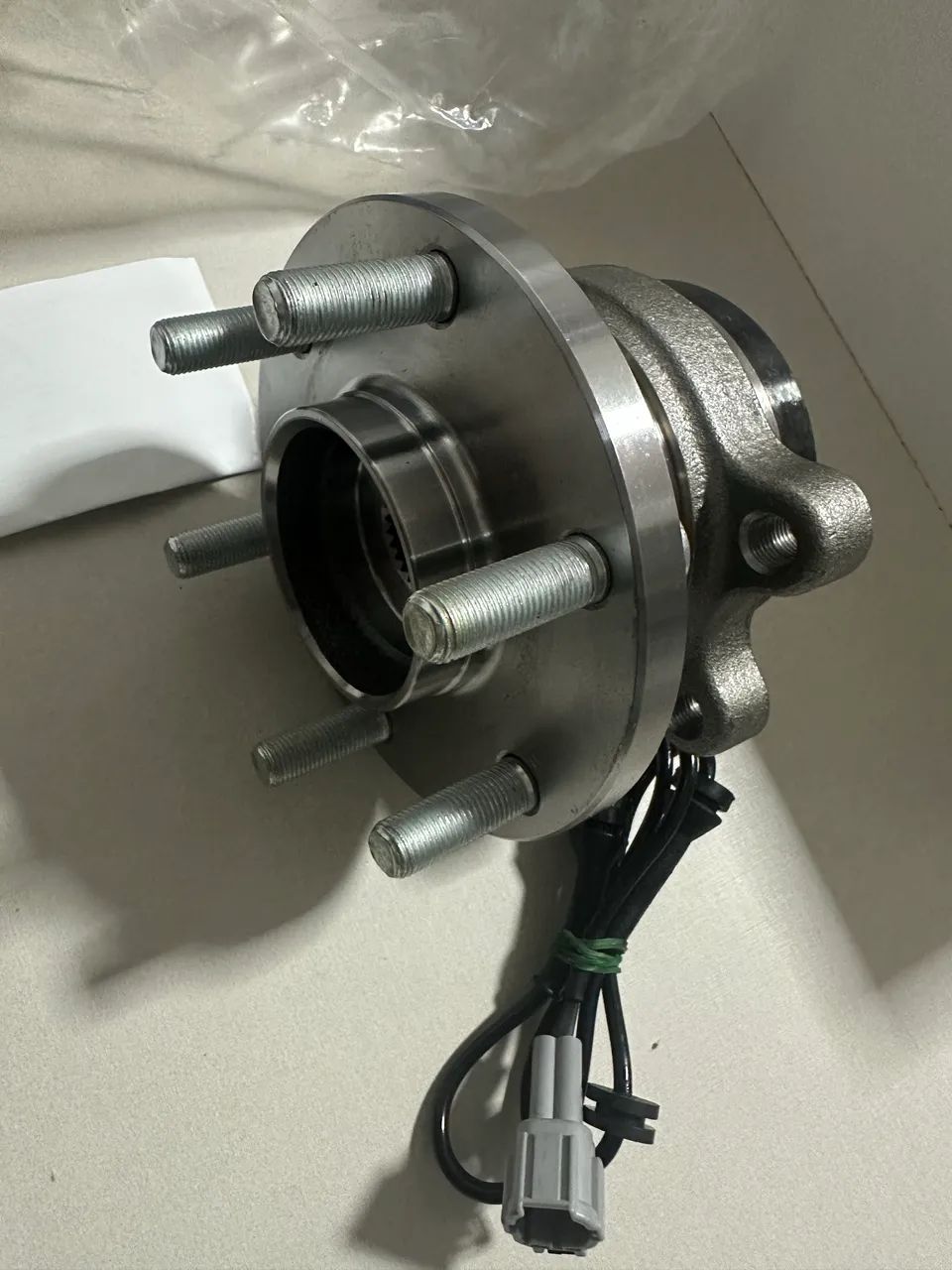 2 Cubo de roda Frontier dianteiro C/ sensor ABS   - Foto 2