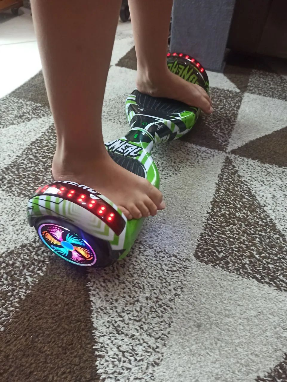Hoverboard com carregador e capa - Foto 2
