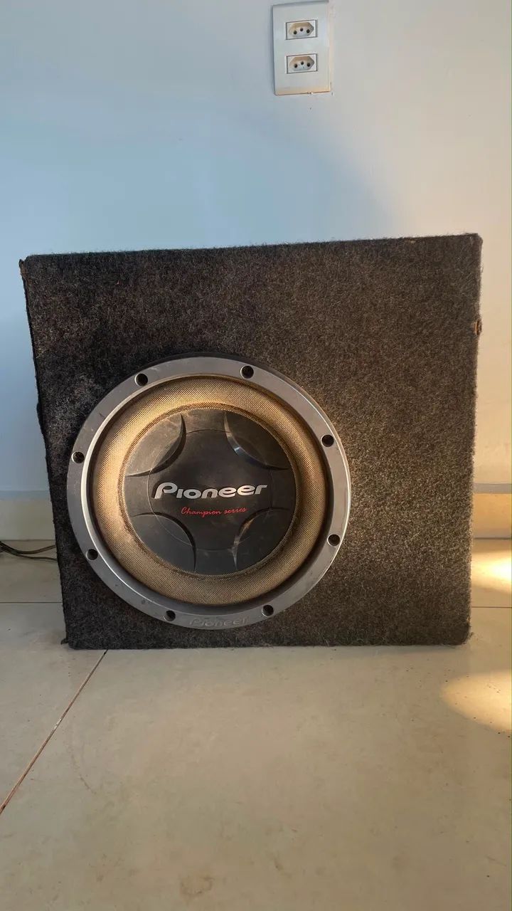Subwoofer de 12 polegadas Pioneer TS-W307D4