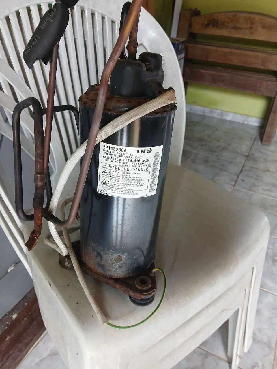 Compressor de 12 mil btus R22 funcionando  - Foto 3