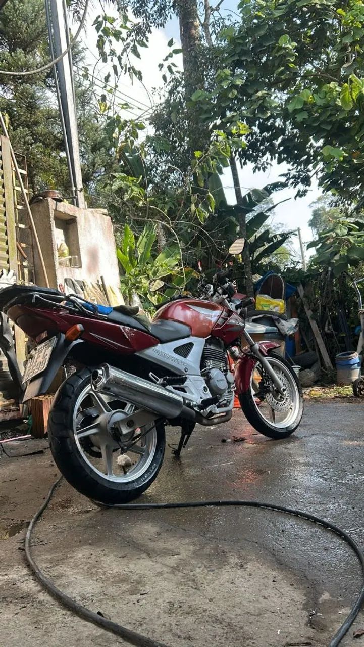 7.900 cb 250 se