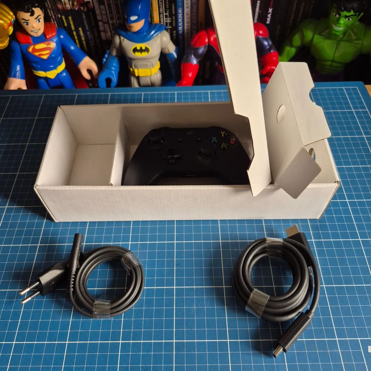Console Xbox One X 1TB + 10 jogos - Foto 4