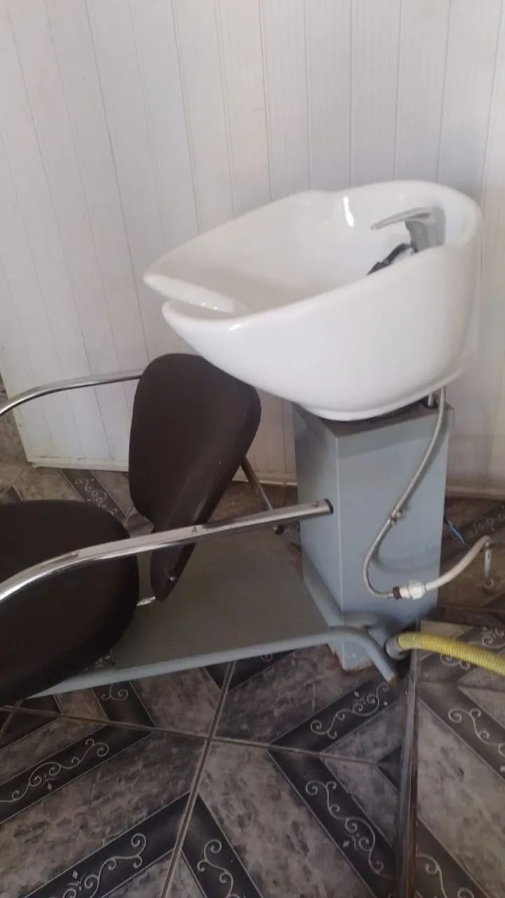 Salon Washbasin
