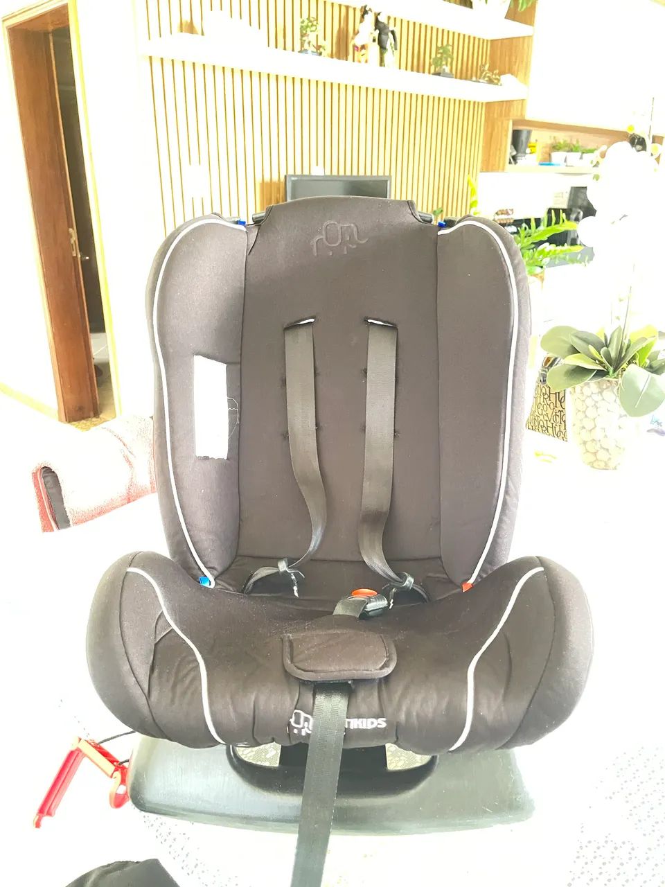 Cadeirinha de carro para criança ate 25 kls - Foto 2