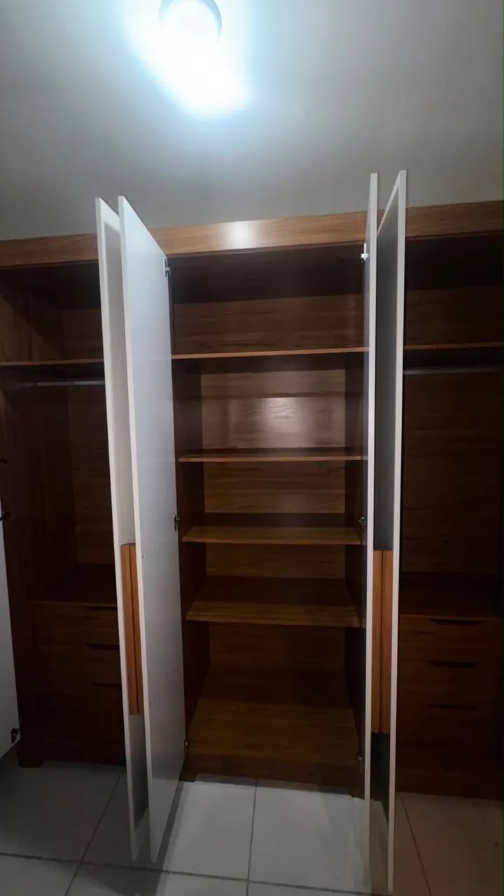 Guarda-roupa 6 portas - Foto 5