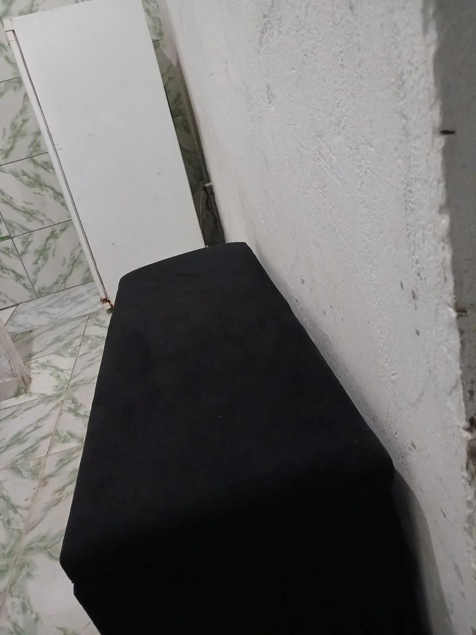 VENDO ESTE PUF RETANGULAR BAÚ - Foto 2