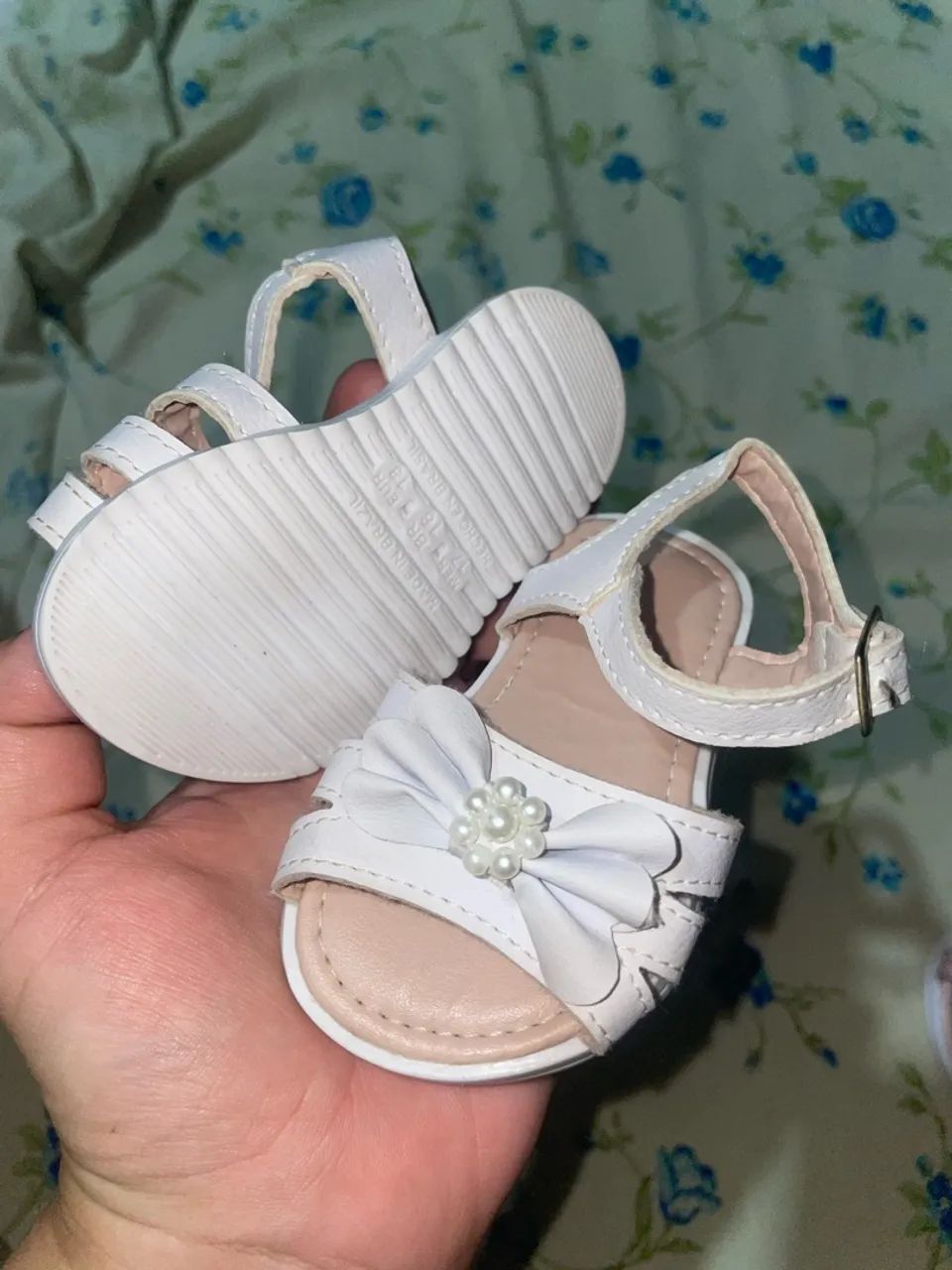 Sandalinhas lindas e delicadas  - Foto 3