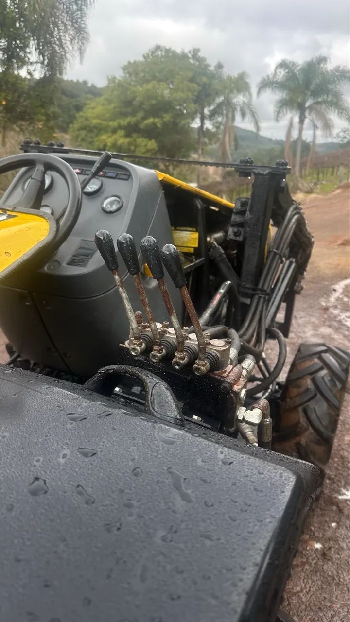 Trator valtra bf75  - Foto 4