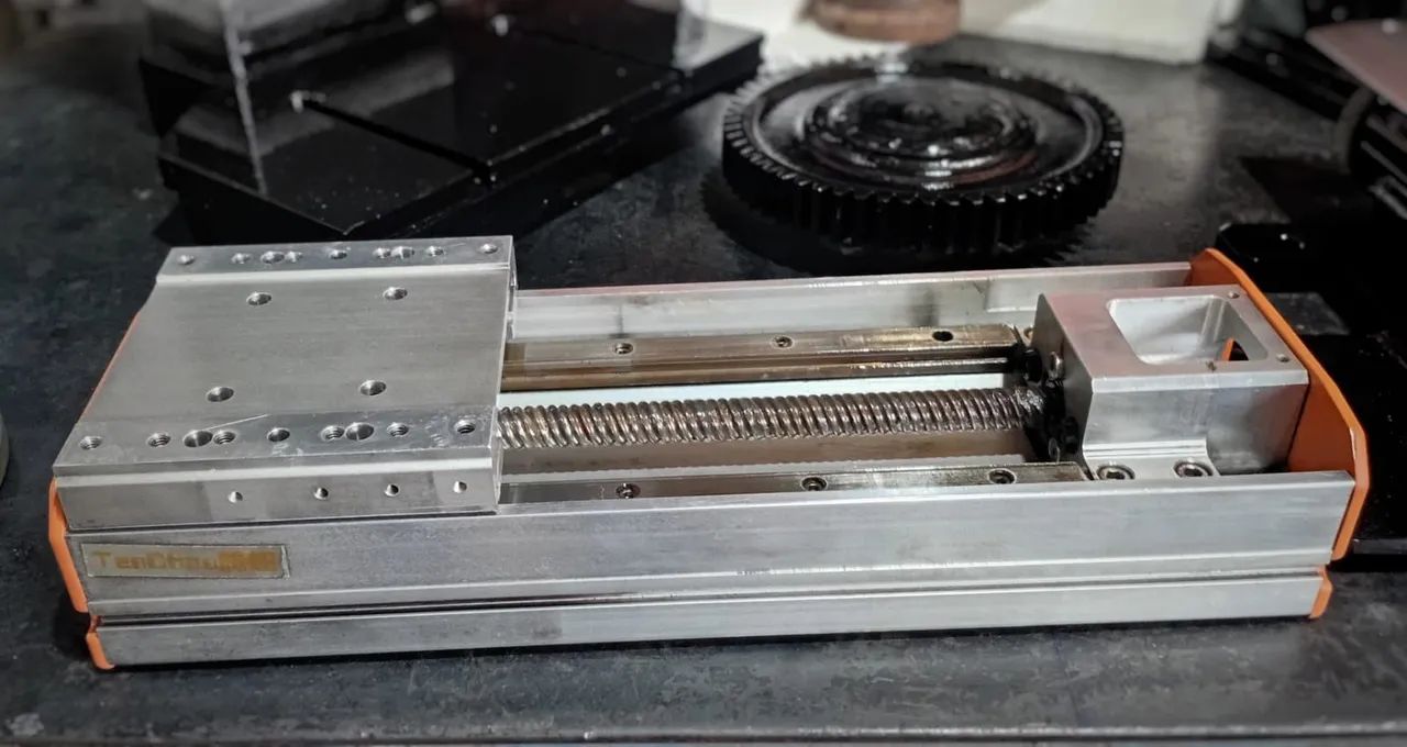 Base linear para eixo Z router cnc - Periféricos e Acessórios de