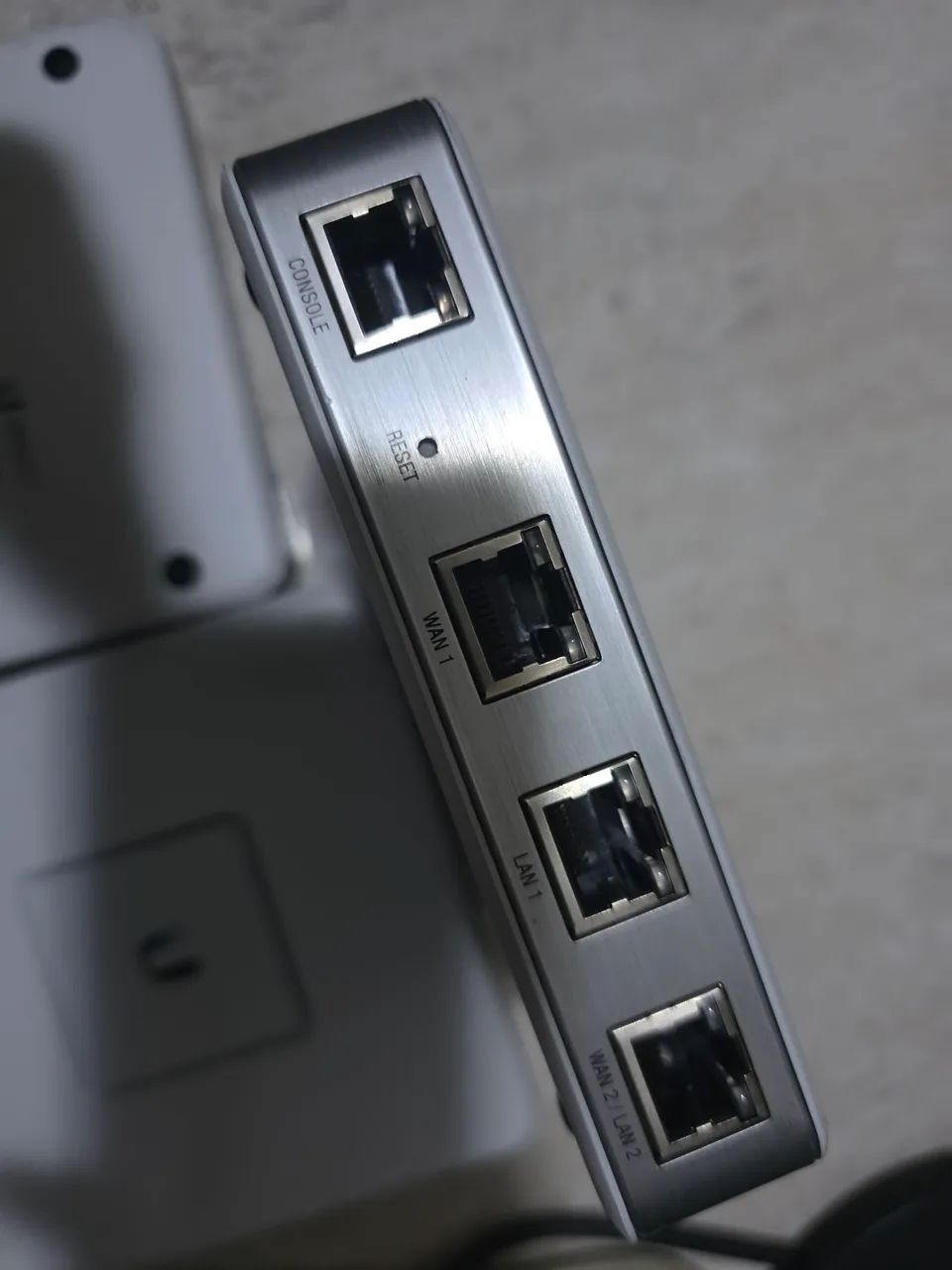 Unifi Security Gateway 3 - Foto 3
